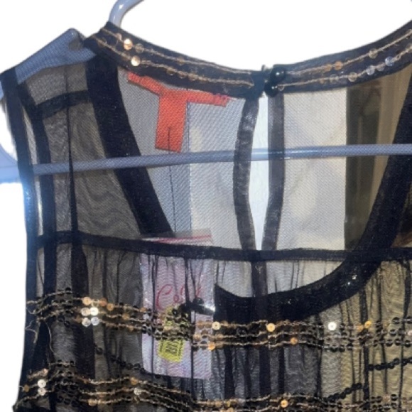NWT!! C&V Chelsea & Violet Top Black Sheer Gold Sequin Sleeveless Blouse - Picture 6 of 10